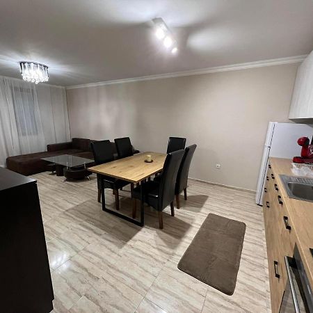 Apartmán Апартамен В Манастира 3 Smoljan Exteriér fotografie