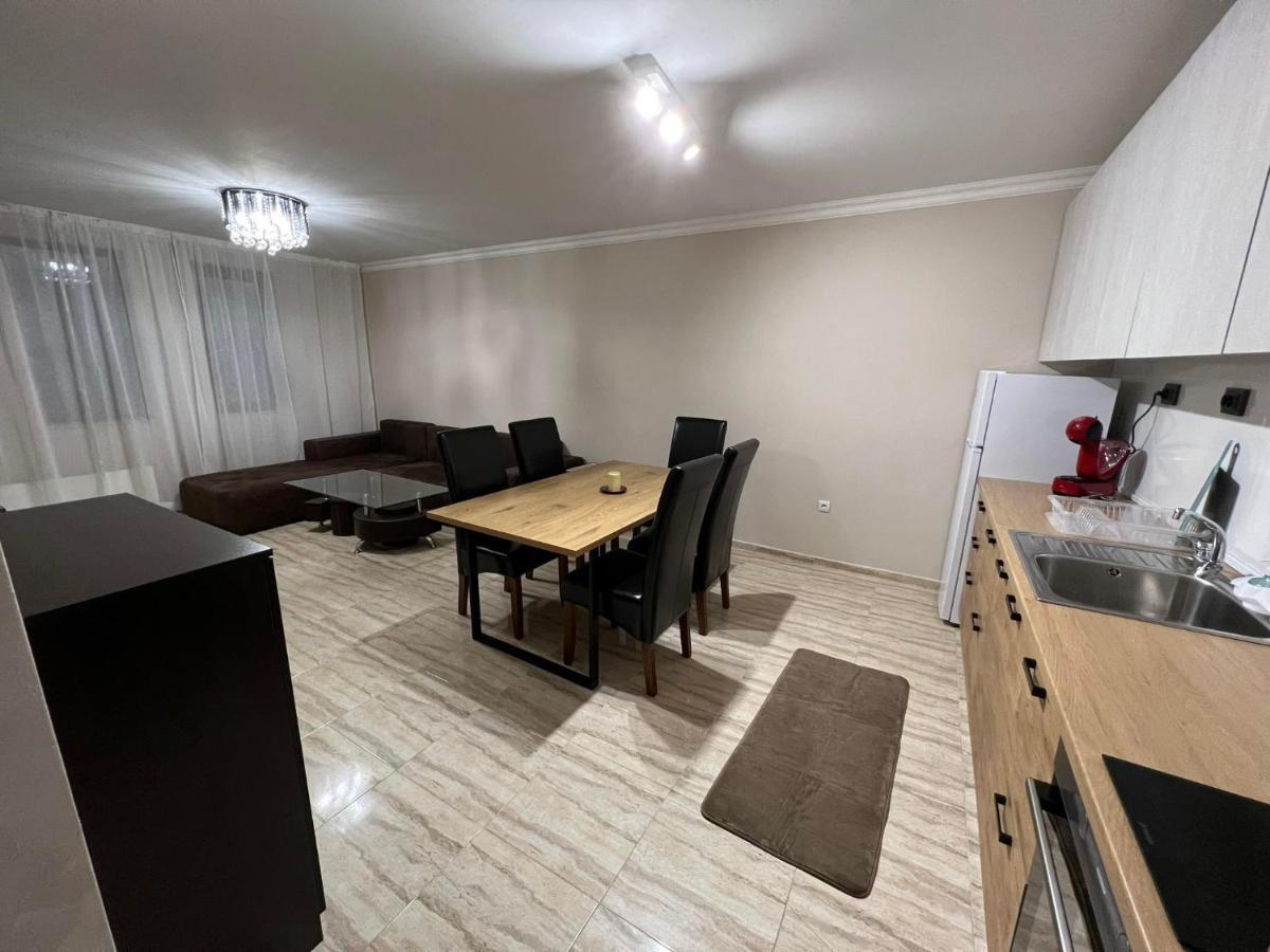 Apartmán Апартамен В Манастира 3 Smoljan Exteriér fotografie